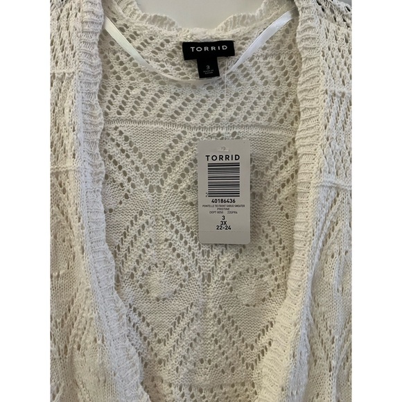 NWT! Torrid Pointelle Tie Front Shrug Sweater! - Picture 9 of 10